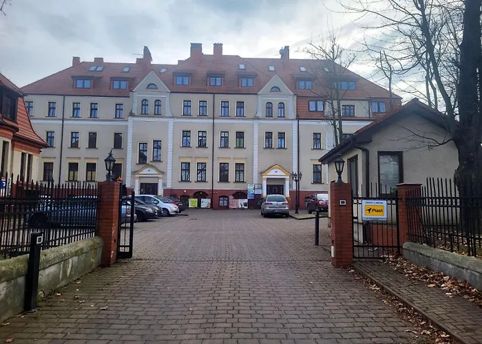 Lemuria Przytulny Chojnowska ホステル レグニツァ