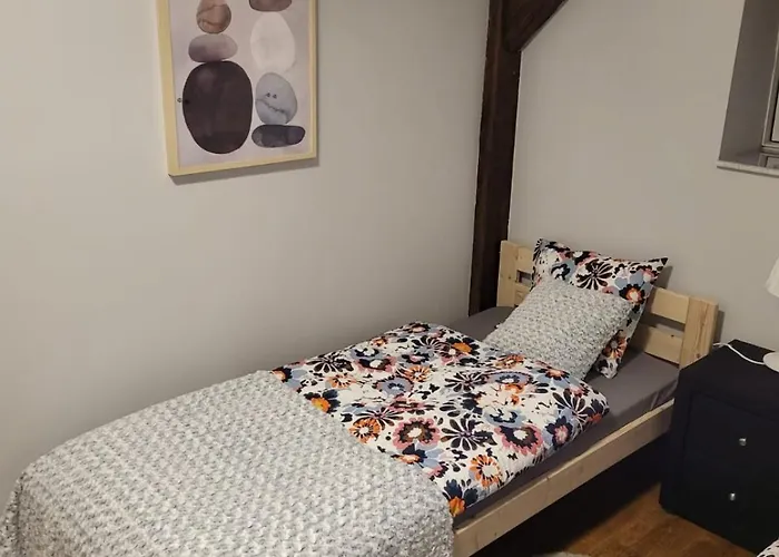 Hostel Lemuria Przytulny Pokój Chojnowska